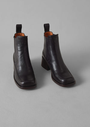 Chie Mihara Lotte Leather Boots | Black