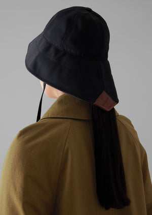 Beton Cire Rain Hat | Black/Brown