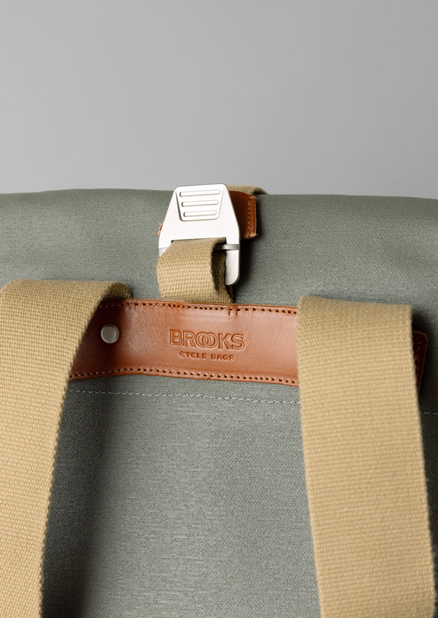 Brooks England Pickwick Canvas Backpack | Sage