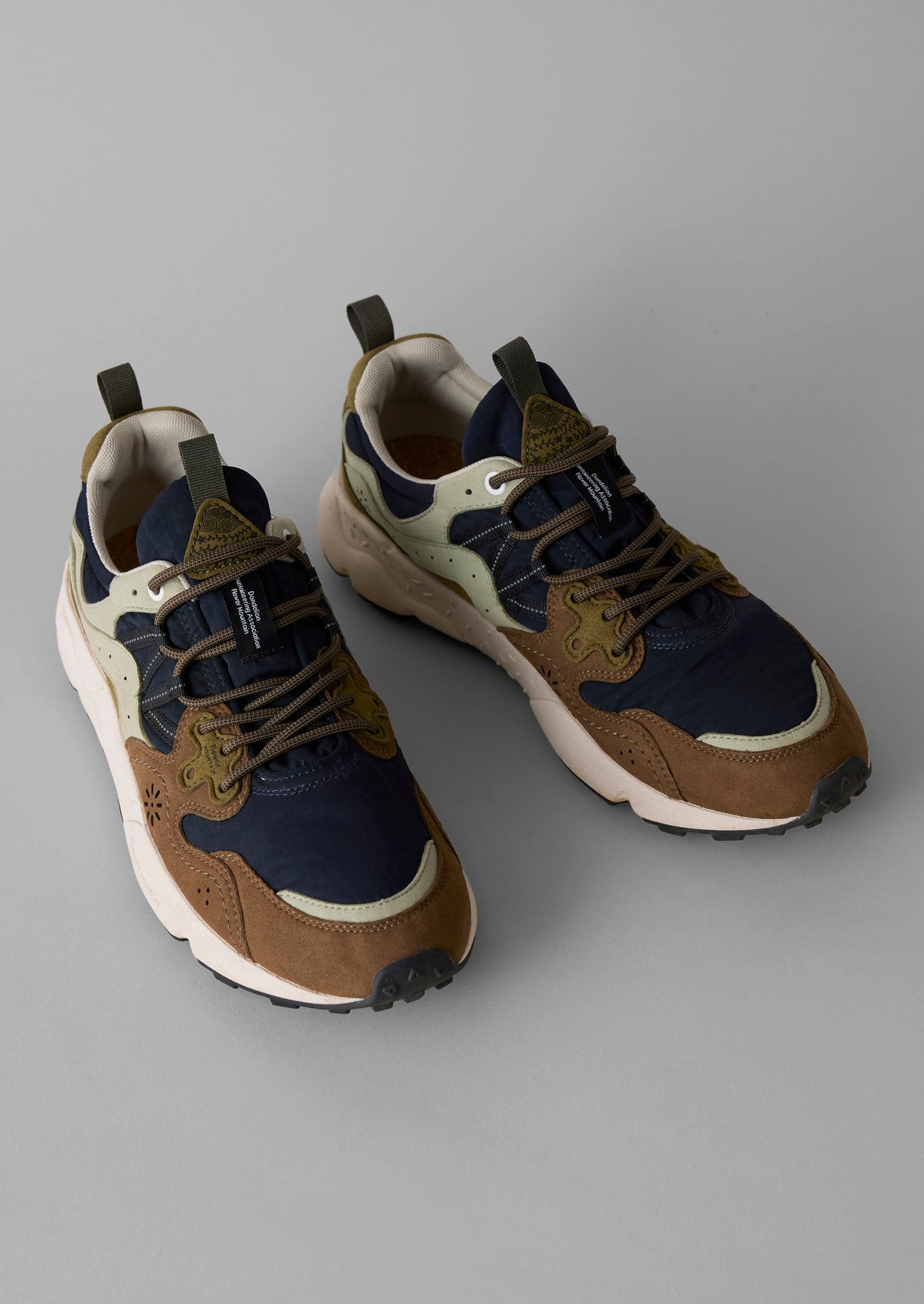 Flower Mountain Yamano Kaiso Panelled Trainers | Navy/Sage