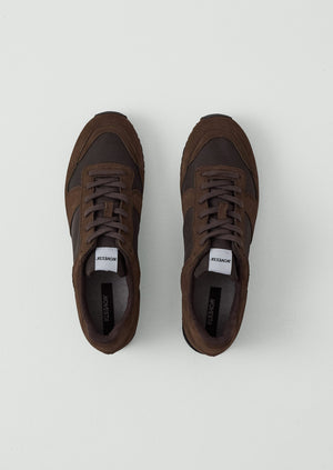 Novesta Marthon Runner Trainers | Bitter Chocolate