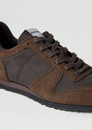 Novesta Marthon Runner Trainers | Bitter Chocolate