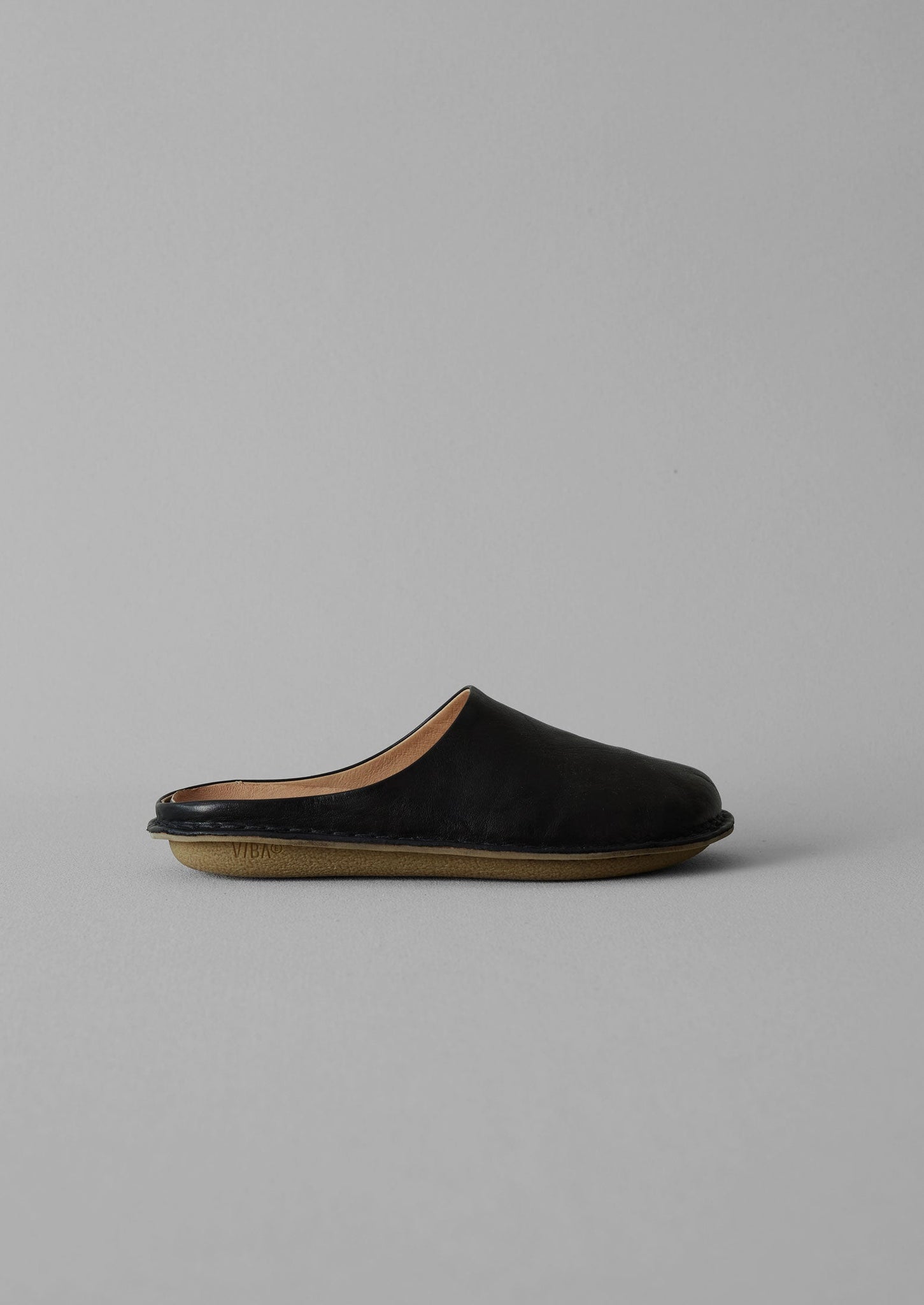 Vibae Roma Mules | Black