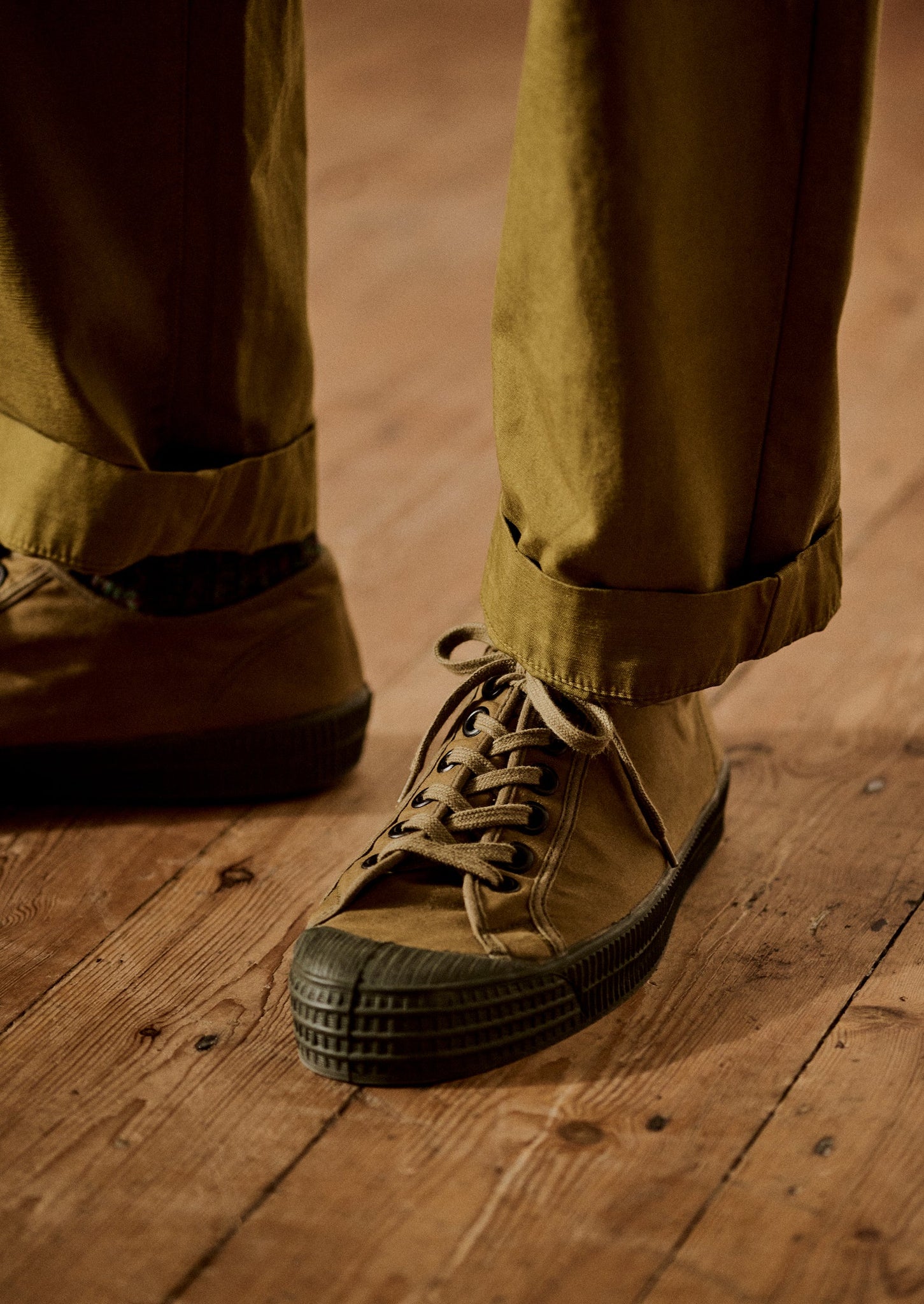Novesta Star Master Waxed Cotton Plimsolls | Bark