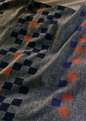 Bristol Weaving Mill Geo Blanket | Charcoal