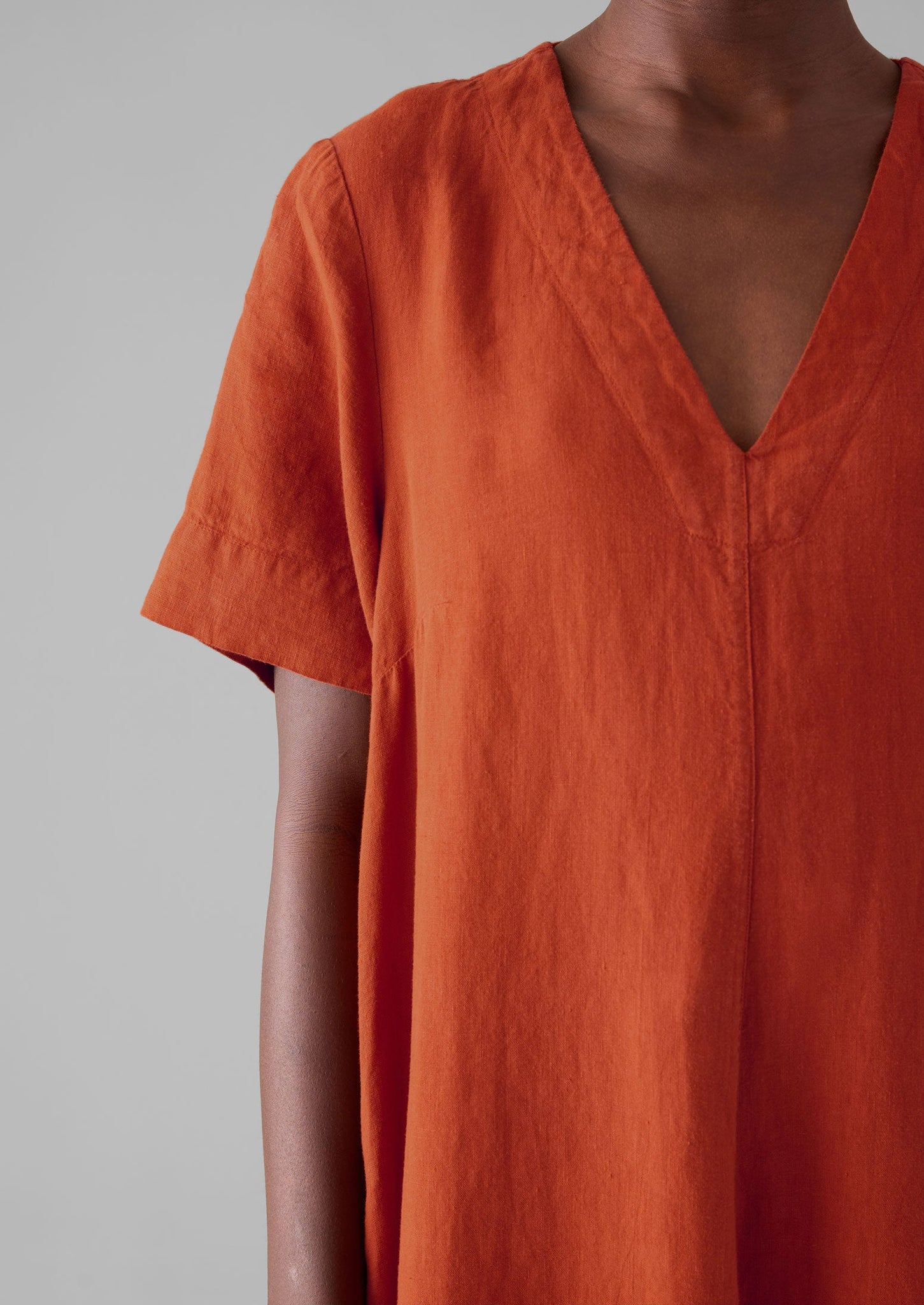 Garment Dyed Linen V-Neck Dress | Rooibos Red