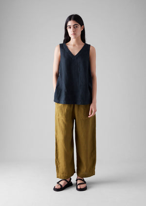 Garment Dyed Linen V-Neck Tank | Midnight