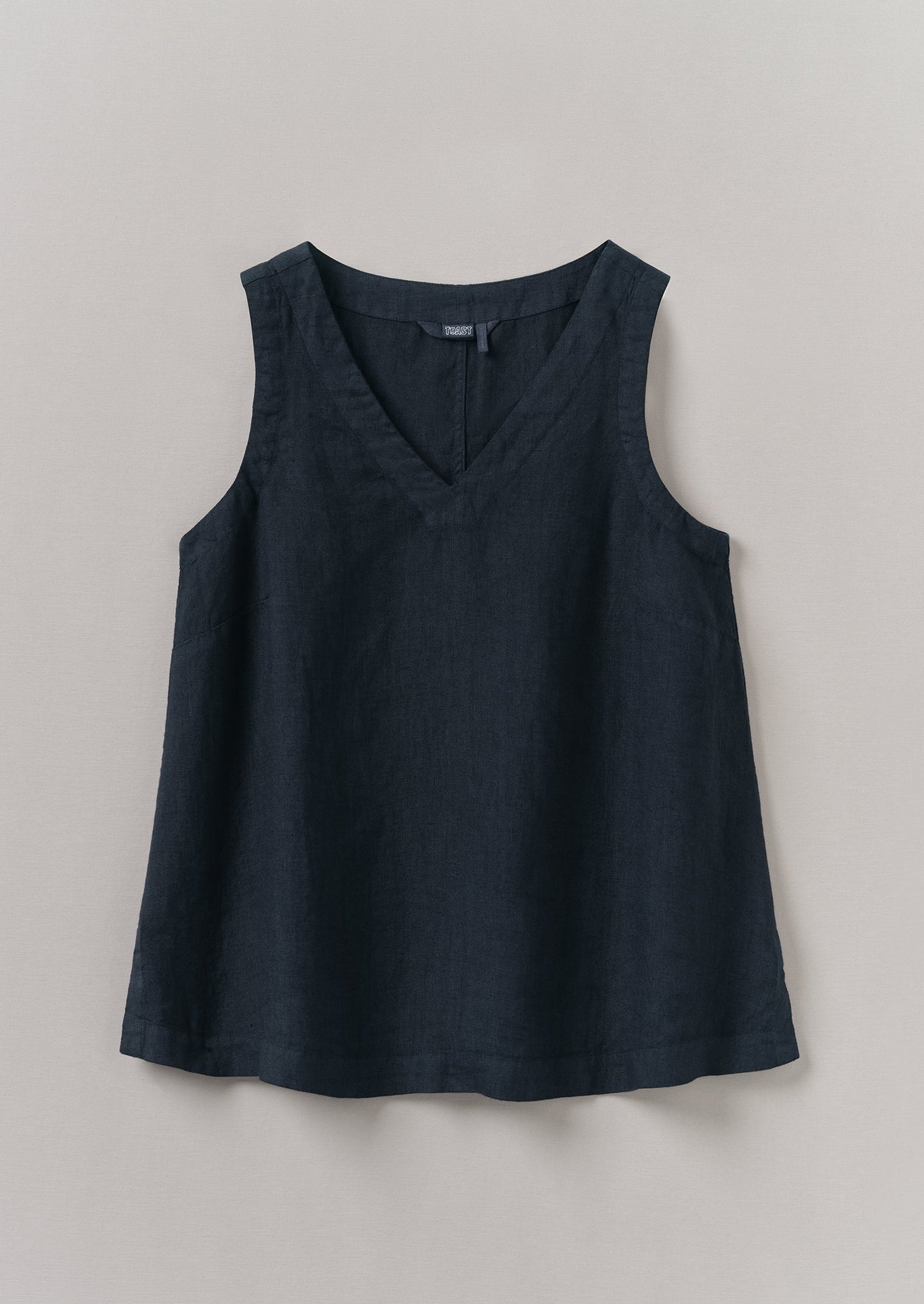 Garment Dyed Linen V-Neck Tank | Midnight