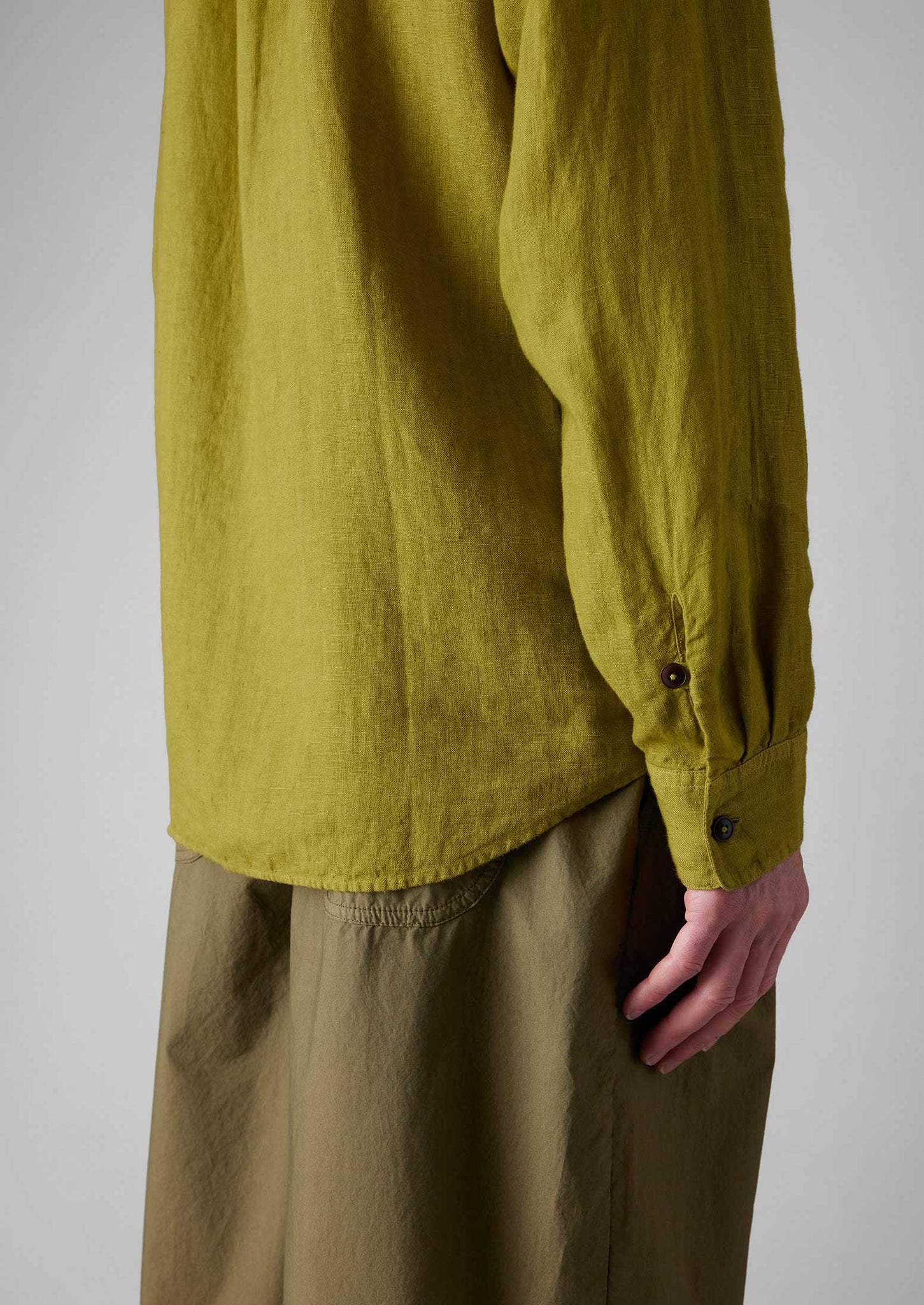 Loop Button Linen Shirt | Olivine