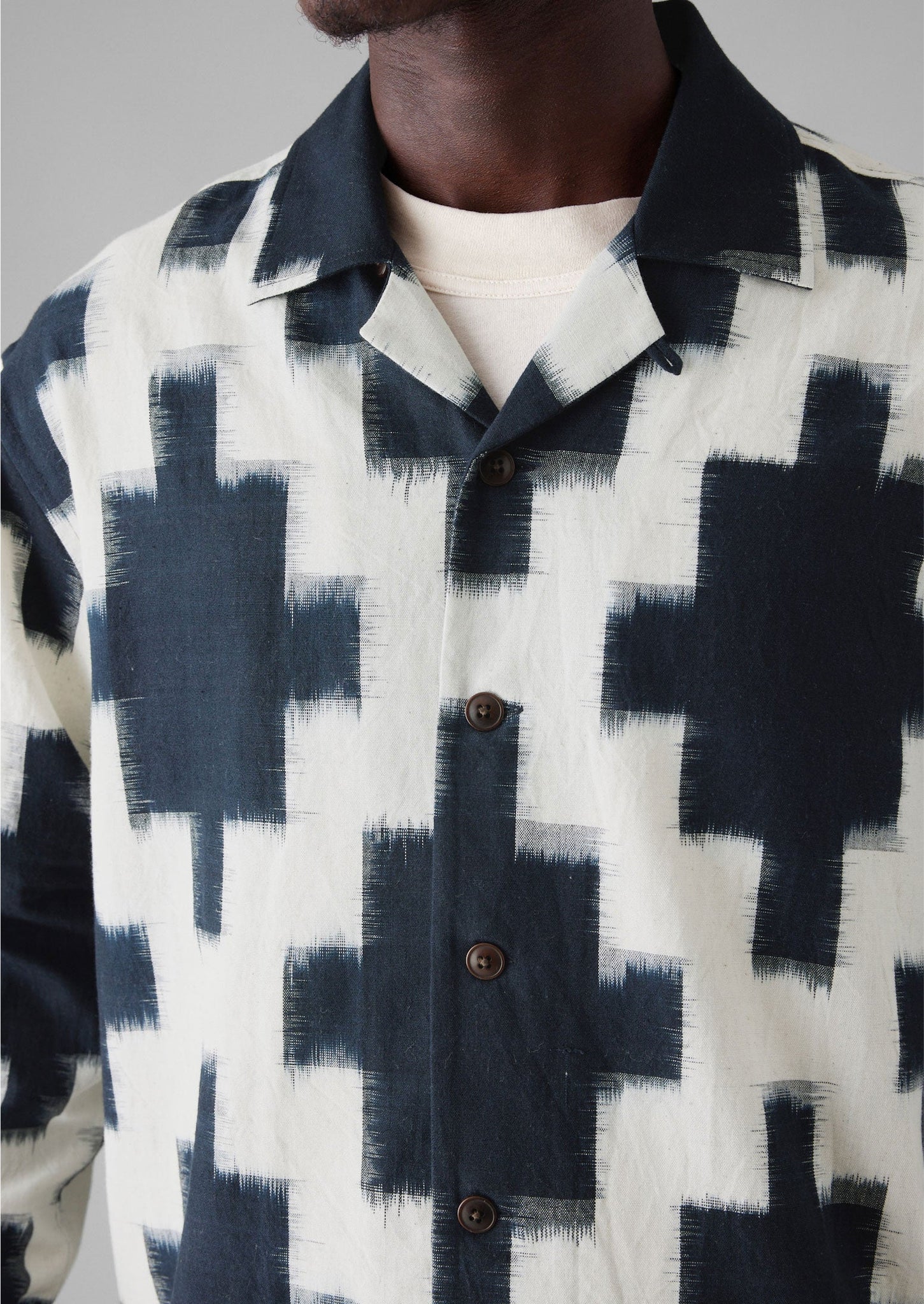 Camp Collar Ikat Shirt | Navy/Ecru