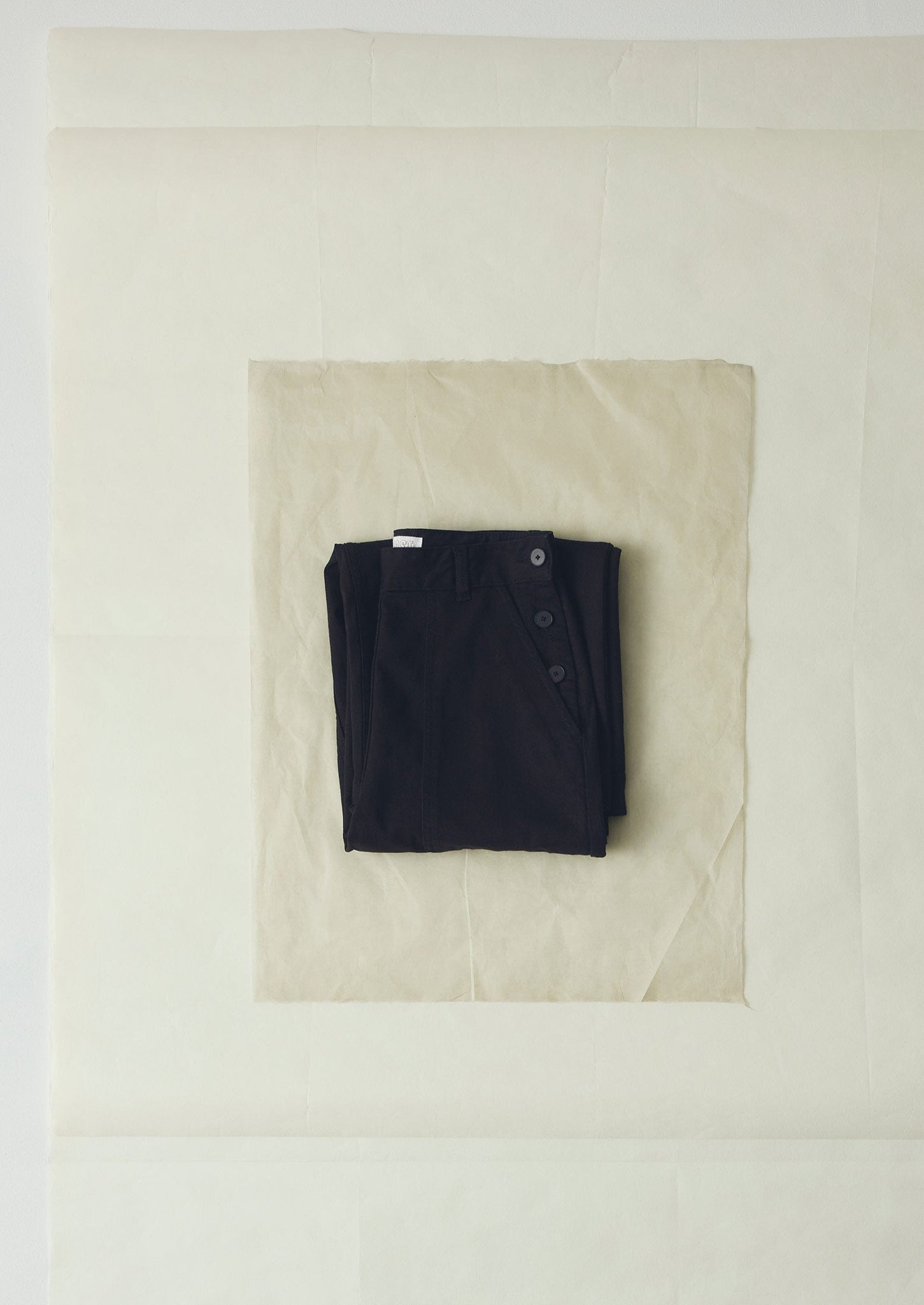 Annie Organic Denim Side Button Jeans | Black