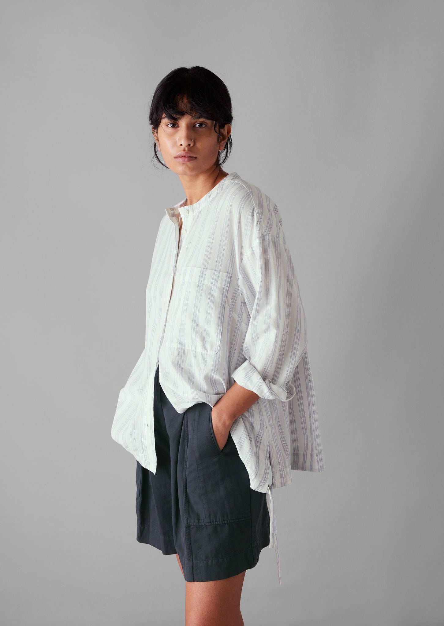 Pleated Cotton Linen Twill Shorts | Slate Navy