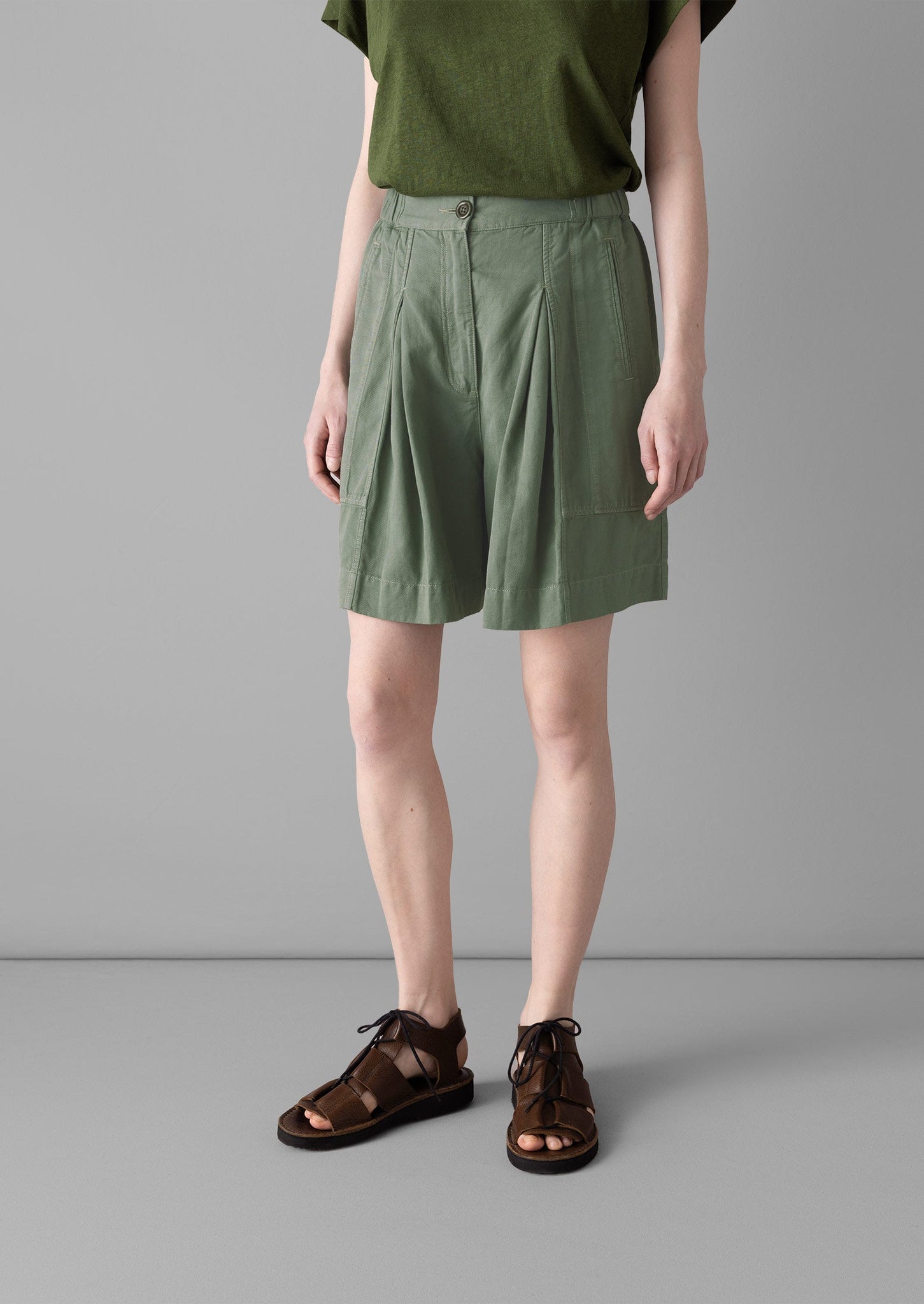 Pleated Cotton Linen Twill Shorts | Sage