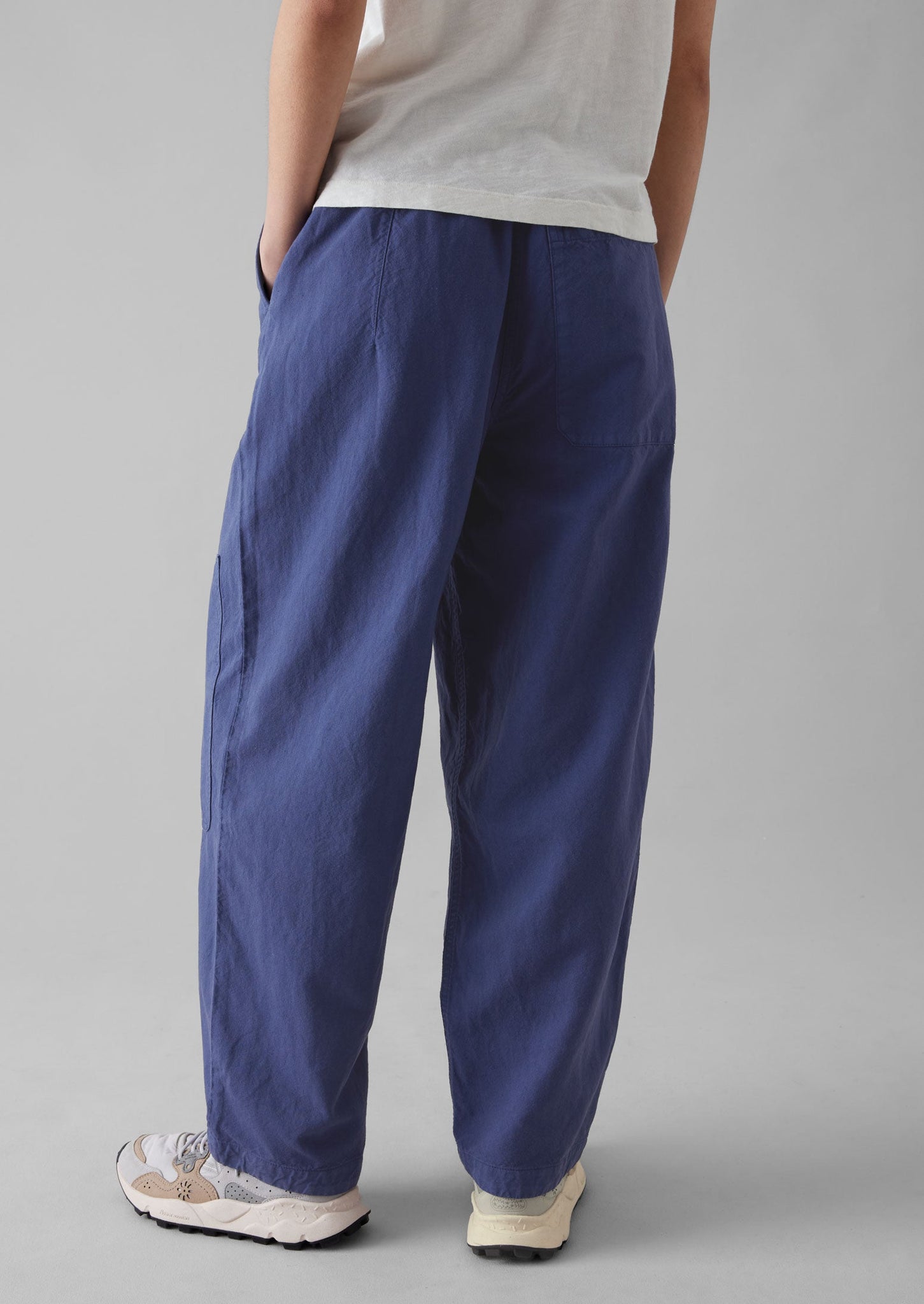 Garment Dyed Cotton Linen Canvas Trousers | Indigo