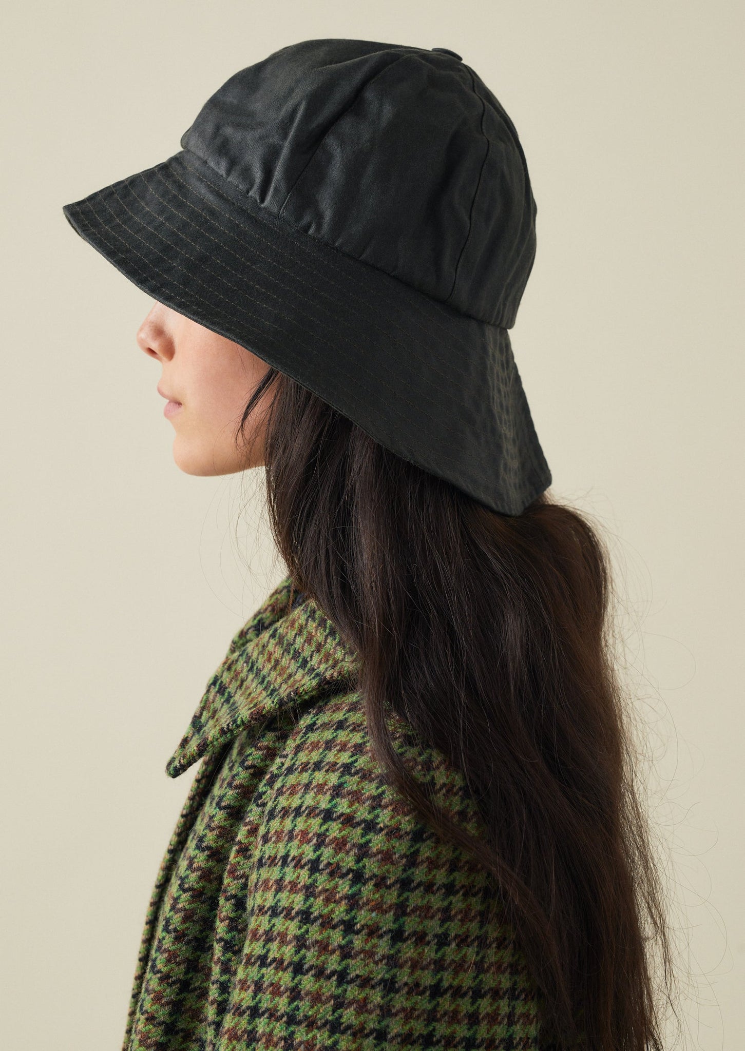 Beton Cire Waxed Cotton Hat | Dark Olive